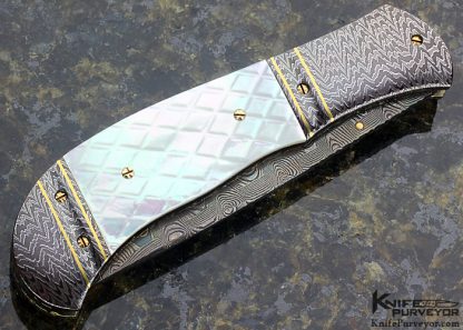 John W. Smith Custom Knife Blued Sole Authorship Damascus with 18Kt Gold Inlays & Quilted Mother of Pearl Shell Linerlock - Image 3