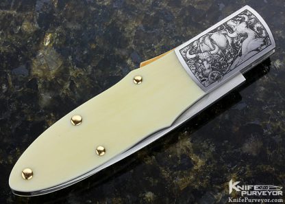 Durvyn Howard Custom Knife Pre-ban Elephant Ivory Midlock with 18Kt Gold Escutcheon and 18Kt Gold Pins "Bull and Bear" Engraved by Jon Robyn - Image 4