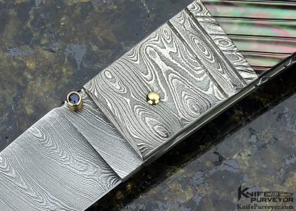 Barry Davis Custom Knife Sole Authorship Damascus with Fluted Blacklip Tahitian Pearl Shell with Gold Pins and Bale Lockback - Image 2