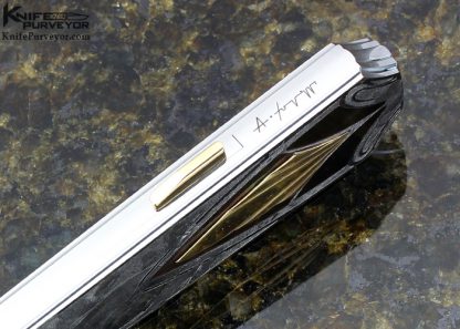 Antonio Fogarizzu Custom Knife Black Lip Tahitian Pearl Interframe Lockback Dagger with 18Kt Gold Inlays Engraved by Simone Fezzardi - Image 7