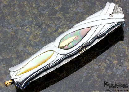 Stephen Olszewski Custom Knife Flowing Ribbons Carved Art Deco with Gold Lip & Black Lip Tahitian Pearl Shell Inlay with Gold Linerlock - Image 3