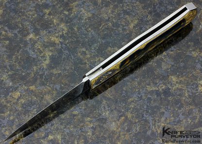 Steve Hoel Custom Knife Tiger Eye Interframe Coke Bottle Lockback Engraved by Lee Griffiths with 24Kt. Gold Inlays - Image 8