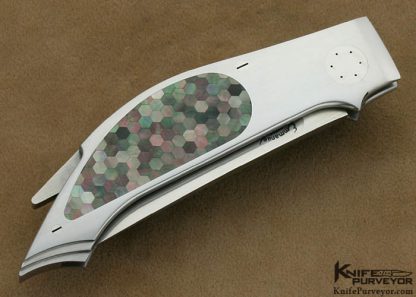 Emmanuel Esposito Custom Knives Black Lip Tahitian Pearl Shell Hexatech Inlayed "Lizard" Lockback Folder - Image 4