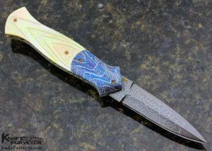 Gail Lunn Custom Knife Mosaic Damascus and Carved and Stippled South Sea Gold Lip Pearl Linerlock Dagger - Image 8