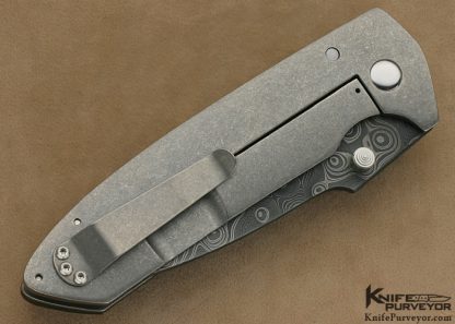 Les George Custom Knife Damascus Super Conductor & Lightning Strike Carbon Fiber "Rockeye" Framelock - Image 3