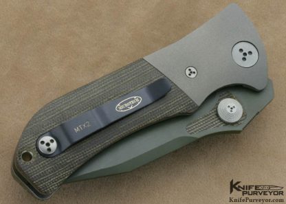 Microtech Custom Knife Green Serrated S-30V & Green Canvas Micarta Discontinued MTX2 D/A Linerlock - Image 4