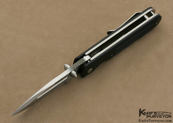 Sirus and No.174, Gothic Logo Knife