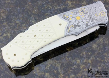 Fabrizio Silvestreilli Custom Knife Pique Mammoth Lockback Trailing Point Engraved By Luca Casari - Image 3