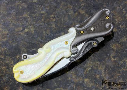 Suchat Jangtanong Custom Knife Carved and Stippled Damascus & South Sea Gold Lip Pearl Lockback - Image 8