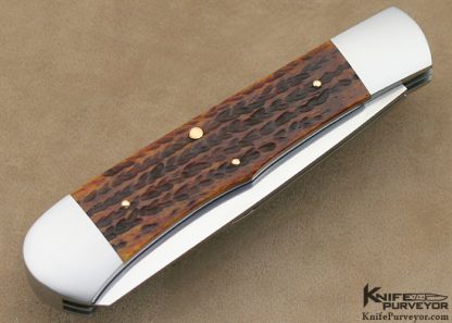 Tom Overeynder Custom Knife Model 20 2 Blade Trapper Jigged Bone With 18Kt. Rose Gold Shield And Pins - Image 3